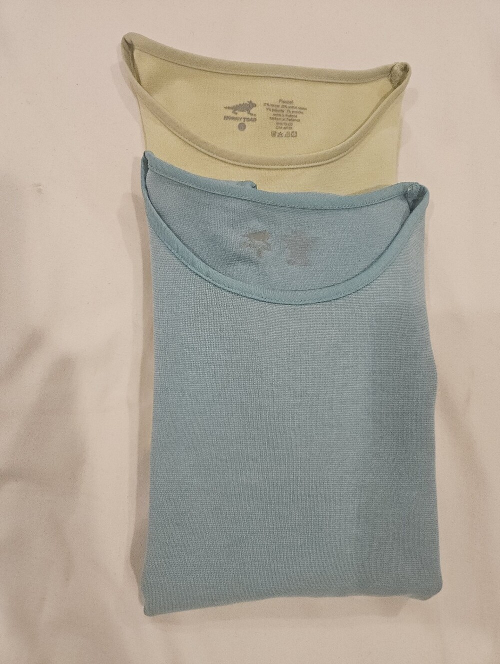 Set Of 2 Horny Toad Tank Tops Womens Small Tank Stretch Sleeveless Green & Blue